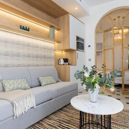 New Luxury And Cozy Apartment - Notre Dame ปารีส ภายนอก รูปภาพ