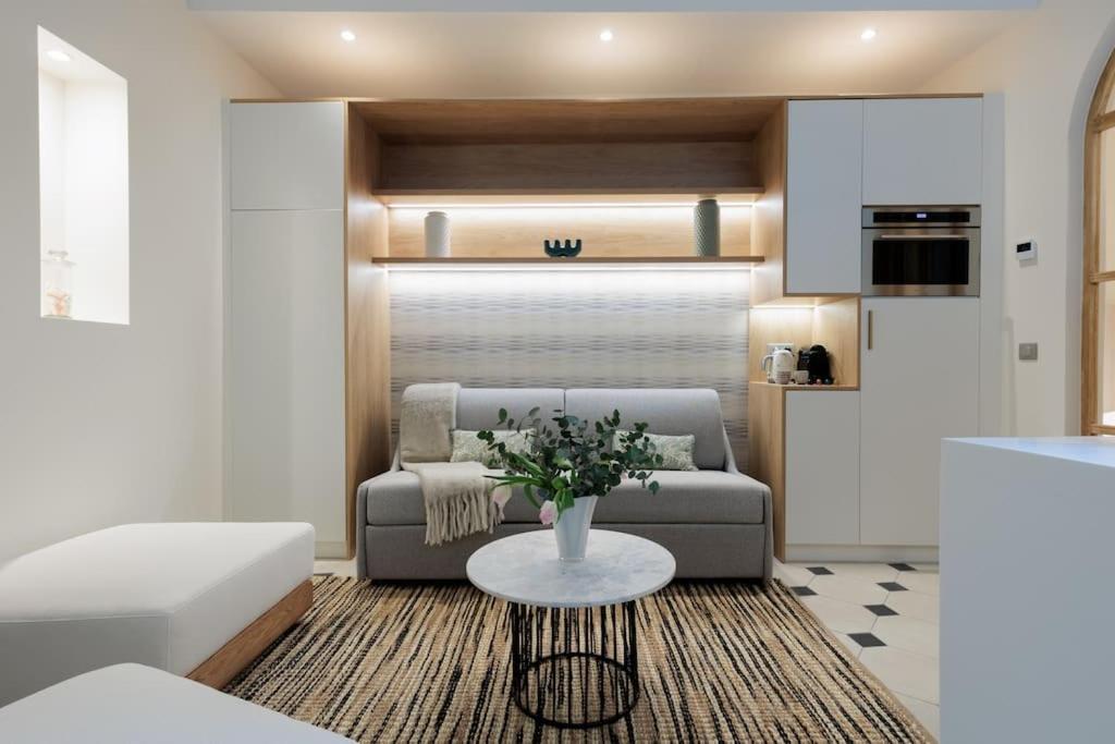 New Luxury And Cozy Apartment - Notre Dame ปารีส ภายนอก รูปภาพ