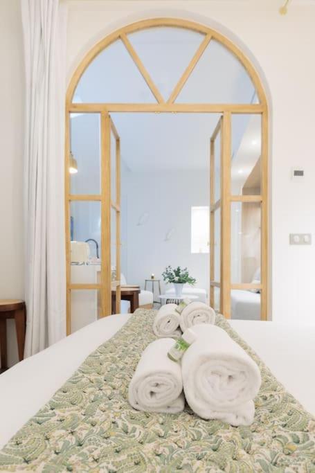 New Luxury And Cozy Apartment - Notre Dame ปารีส ภายนอก รูปภาพ